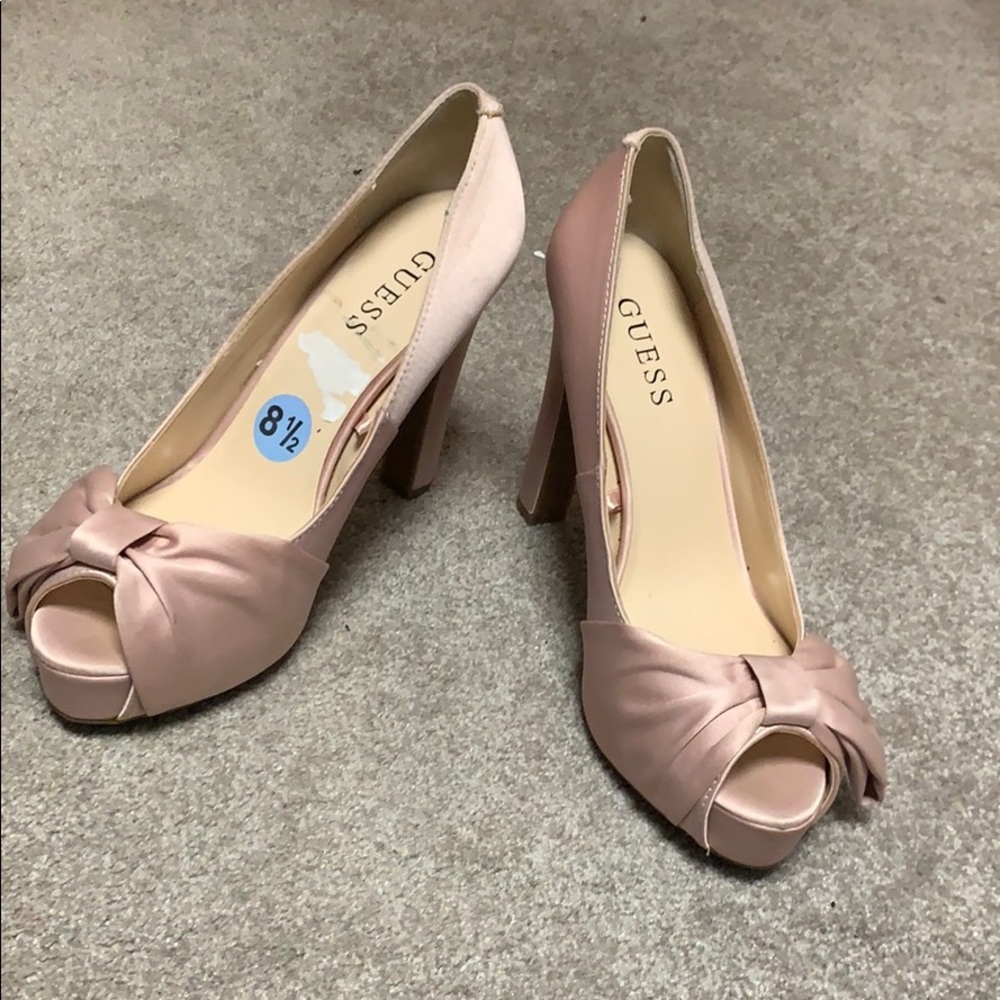 Guess opened toe heels